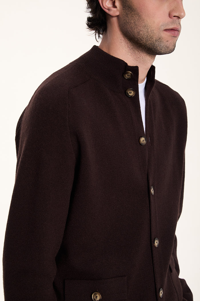 Cardigan da uomo in cashmere stile bomber con tasche  e bottoni, maglieria Made in Italy.