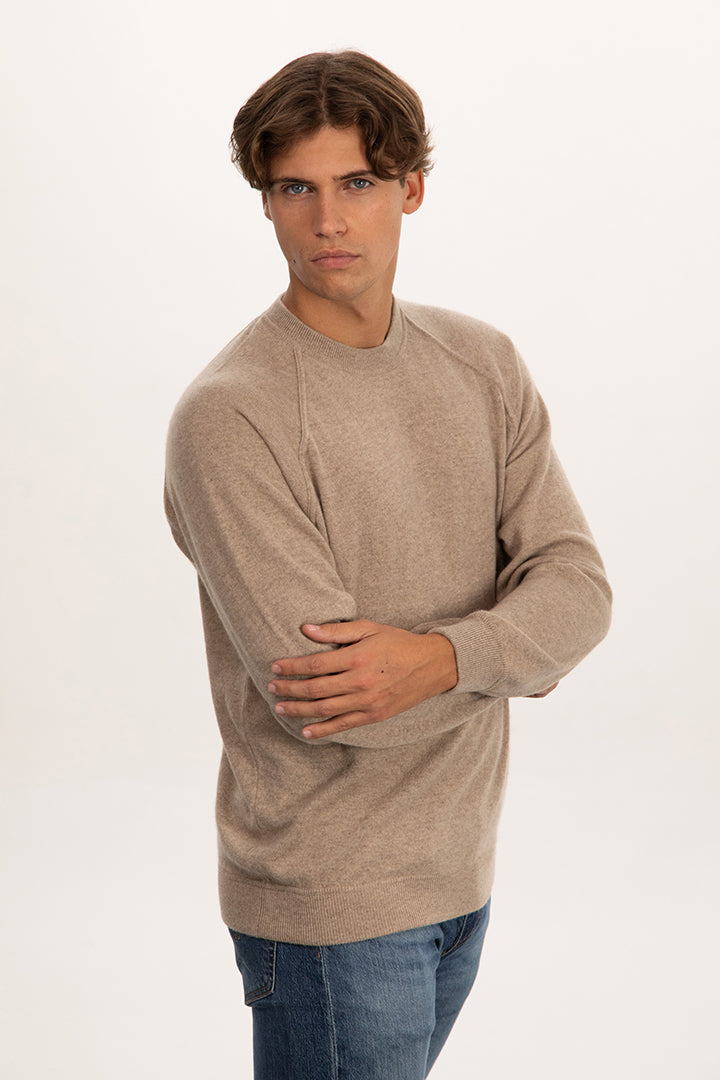Felpa girocollo in puro cashmere uomo colore beige scuro.