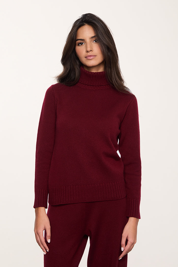 Maglione collo alto in puro cashmere colore bordeaux